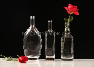 Hot Selling Juice Liquor Wine Fruit Wine Whiskey Clear Vodka Glass Bottles for Alcoholic Beverages 700ml