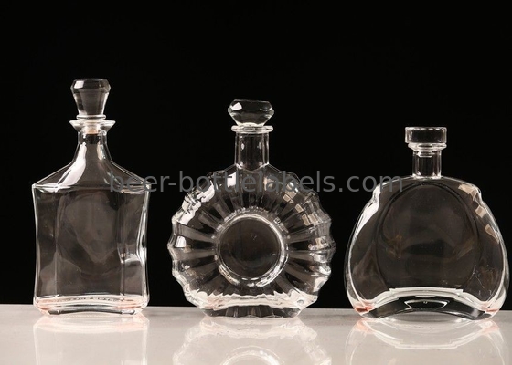 wholesale 500ml 750ml empty Bordeaux shape glass wine bottle customized Clear Empty Liquor Wine Glass Bottles