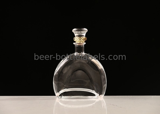 Hot Selling Juice Liquor Wine Fruit Wine Whiskey Clear Vodka Glass Bottles for Alcoholic Beverages 700ml