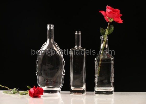 Hot Selling Juice Liquor Wine Fruit Wine Whiskey Clear Vodka Glass Bottles for Alcoholic Beverages 700ml