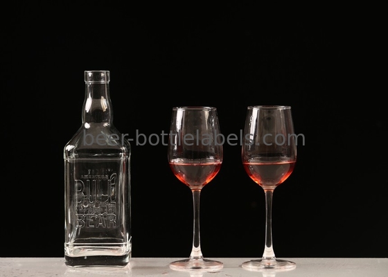 Hot Selling Juice Liquor Wine Fruit Wine Whiskey Clear Vodka Glass Bottles for Alcoholic Beverages 700ml