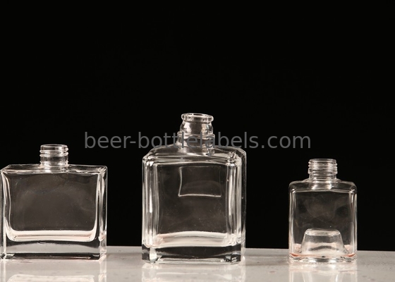 Hot Selling Juice Liquor Wine Fruit Wine Whiskey Clear Vodka Glass Bottles for Alcoholic Beverages 700ml